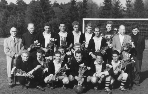 F5315 Vorden 1 kampioen 2e klasse GVB in 1962-1963